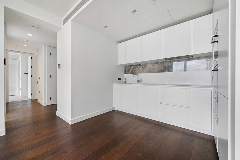 Waterloo 2 bed flat to rent - £5,070 pcm (£1,170 pw)