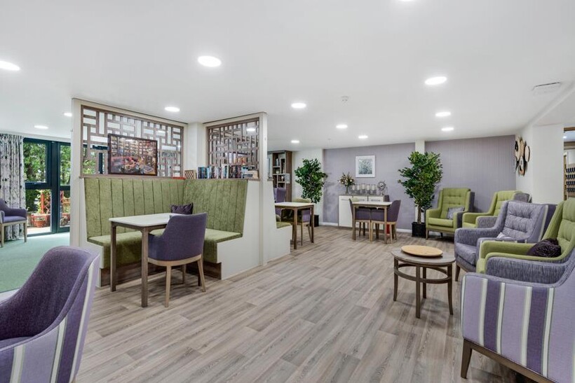 050722-threadneedle-court-communal-space-1.jpg