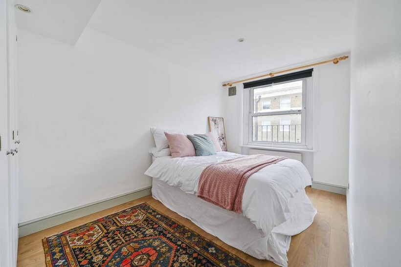 Gloucester Place, Marylebone, London... 2 bed flat to rent - £4,659 pcm (£1,075 pw)