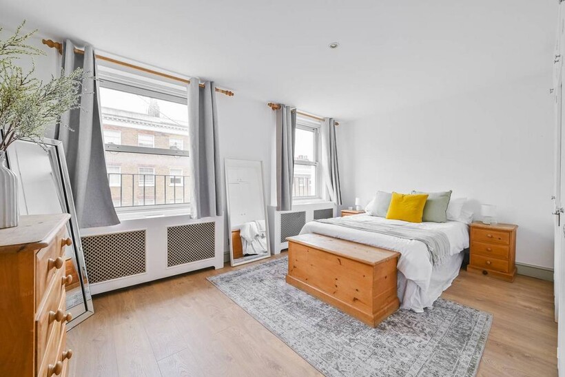 Gloucester Place, Marylebone, London... 2 bed flat to rent - £4,659 pcm (£1,075 pw)