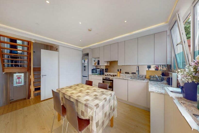 NW6 3 bed flat to rent - £3,098 pcm (£715 pw)