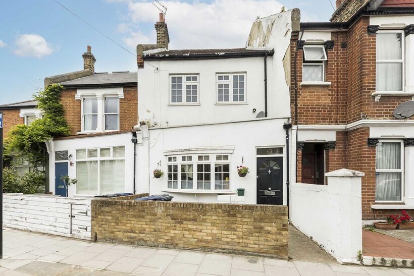 Bollo Lane, London W4 2 bed flat to rent - £2,396 pcm (£553 pw)