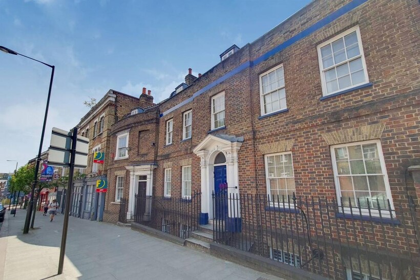 West Hill, Putney, London, SW18 1 bed flat to rent - £2,350 pcm (£542 pw)