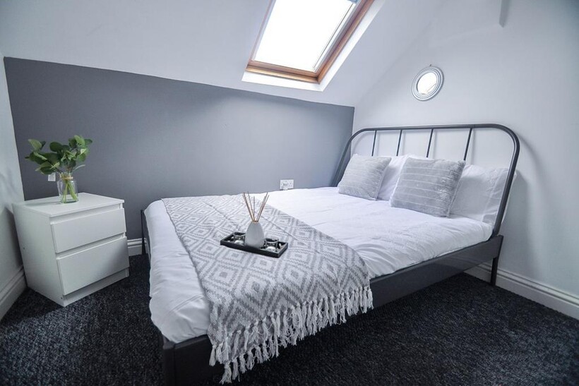 164 Corporation Road, Newport, NP19 6 bed house share to rent - £460 pcm (£106 pw)