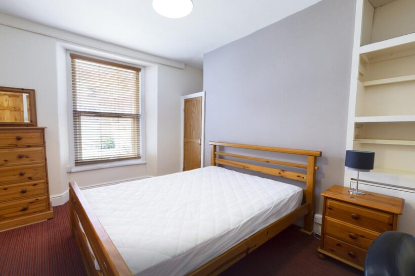 Prince Maurice Road, Plymouth PL4 House share to rent - £368 pcm (£85 pw)