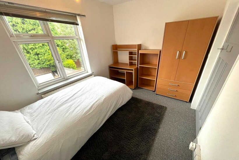 Ednaston Road, Dunkirk, Nottingham NG7 1 bed in a house share to rent - £455 pcm (£105 pw)