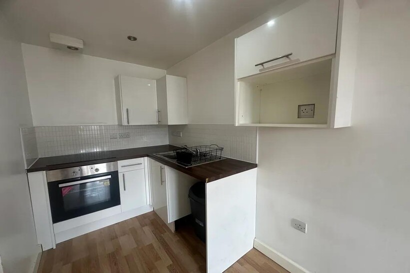 Markfield Court, Off Abbey Park Road... 1 bed flat to rent - £740 pcm (£171 pw)