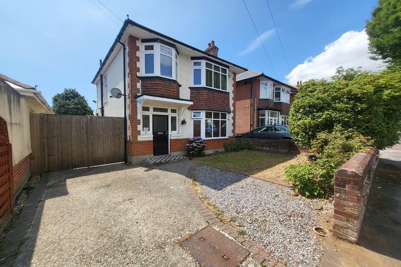 Priory View Road, Bournemouth, BH9 3 3 bed detached house to rent - £1,825 pcm (£421 pw)