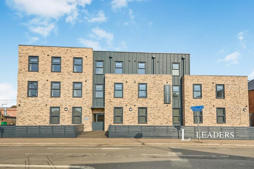 High Road, NG9 1 bed in a house share to rent - £845 pcm (£195 pw)