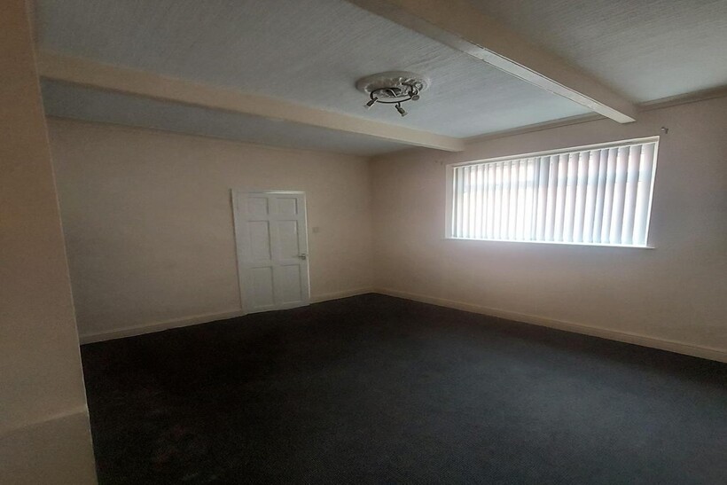 Ryecroft Street, Ashton-under-Lyne OL7 2 bed end of terrace house to rent - £968 pcm (£223 pw)
