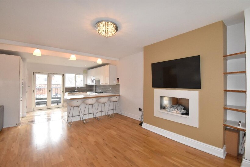 Land of Green Ginger, Hull, HU1 2 bed flat to rent - £995 pcm (£230 pw)