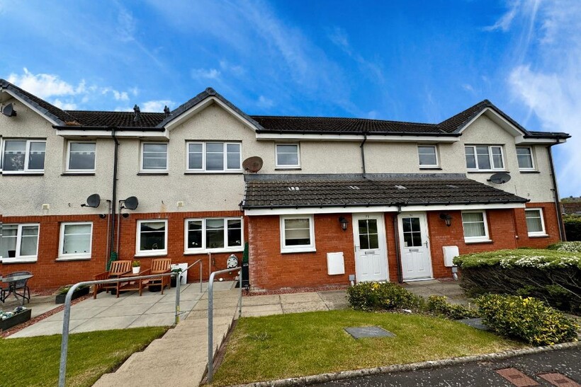 Somerset Gardens, South Ayrshire KA8 2 bed flat to rent - £725 pcm (£167 pw)