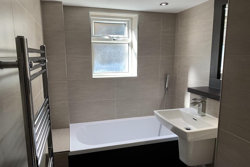 Plot Flat A, 3 Bed Apartment - Tapton... 3 bed apartment to rent - £368 pcm (£85 pw)