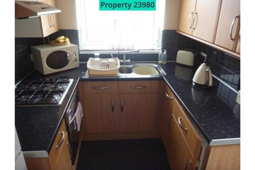 Pervin Road, Portsmouth, PO6 3DE 2 bed terraced house to rent - £1,225 pcm (£283 pw)