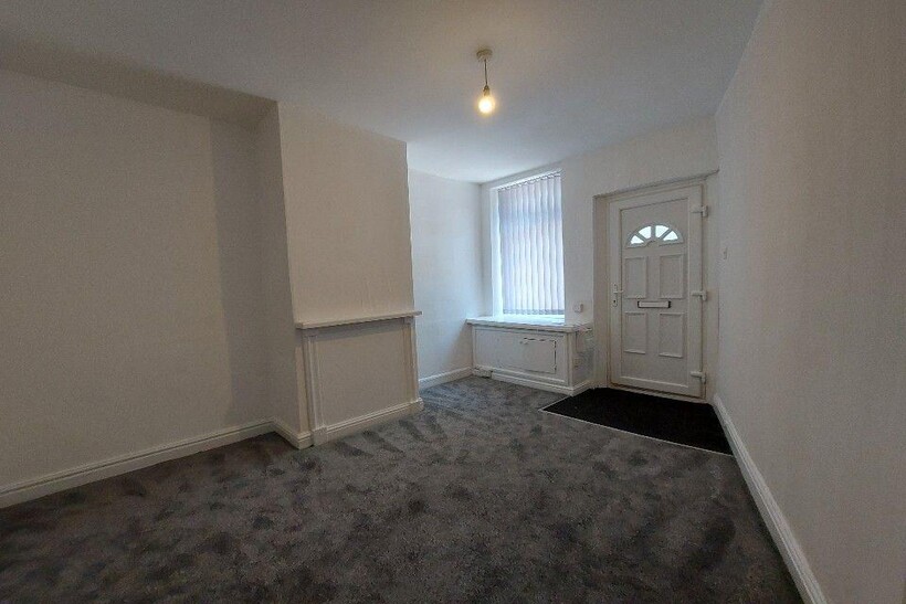 Travis Street, Burnley BB10 2 bed terraced house to rent - £580 pcm (£134 pw)