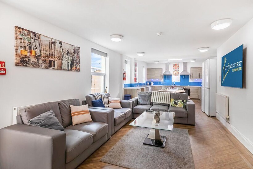 Student Property - Queen Anne... 13 bed terraced house to rent - £412 pcm (£95 pw)