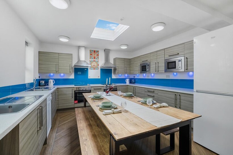 Student Property - Queen Anne... 13 bed terraced house to rent - £412 pcm (£95 pw)