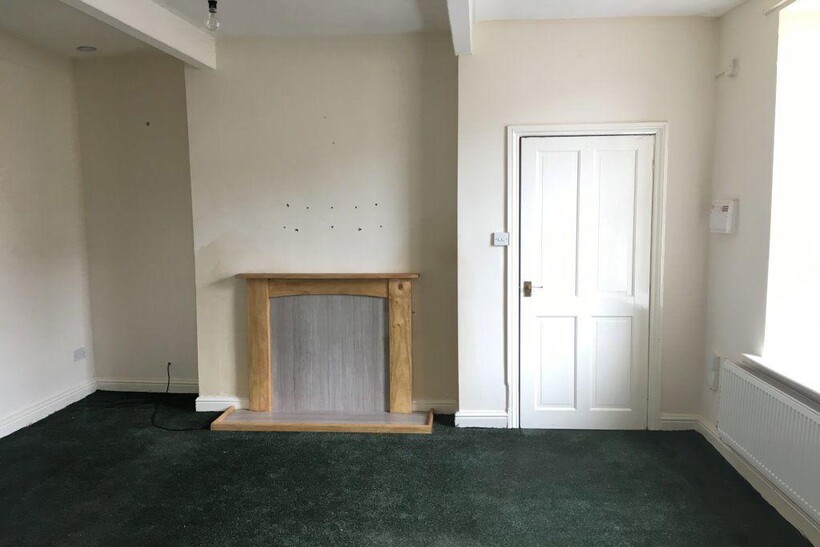 Wood Street, Darwen 1 bed flat to rent - £495 pcm (£114 pw)