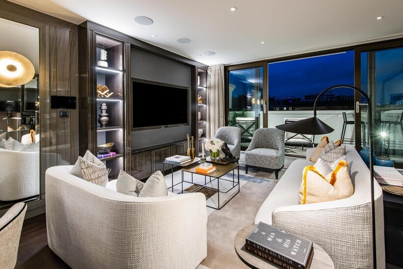 Penthouse East 140422 19-2.jpg