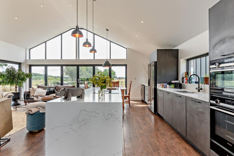 8656824-interior01v2-800