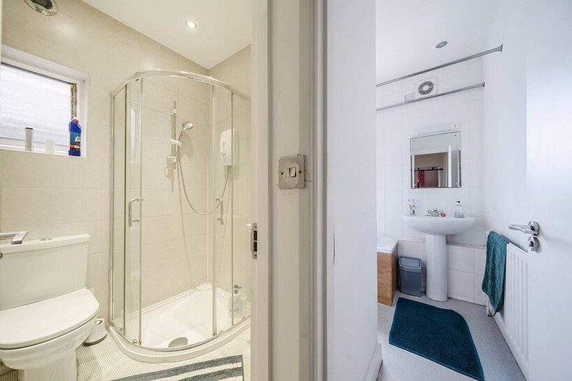 St Georges Road, Temple Fortune... 5 bed house to rent - £3,550 pcm (£819 pw)