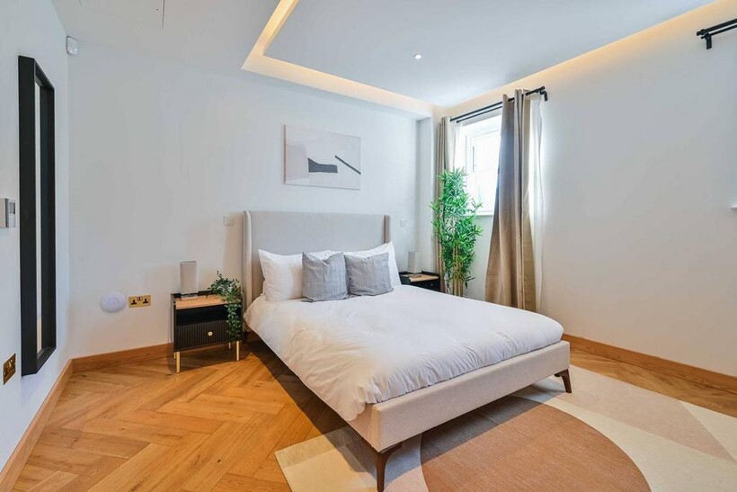 Baker Street, W1, Baker Street, W1U 2 bed flat to rent - £10,833 pcm (£2,500 pw)