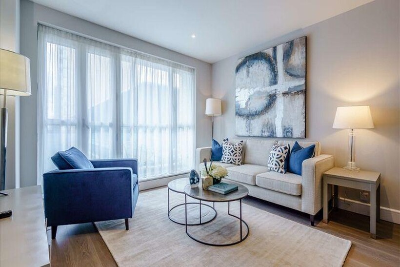 Westferry Circus, London E14 2 bed apartment to rent - £3,939 pcm (£909 pw)