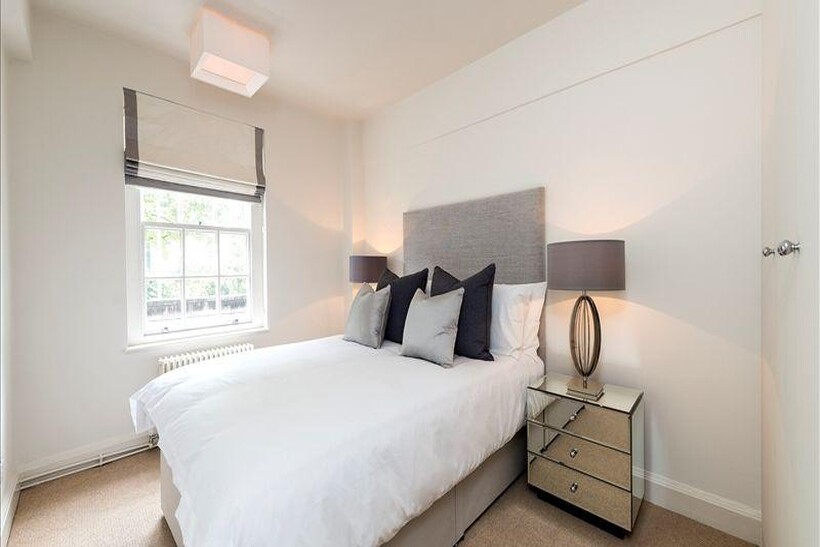Fulham Road, London SW3 2 bed apartment to rent - £3,987 pcm (£920 pw)