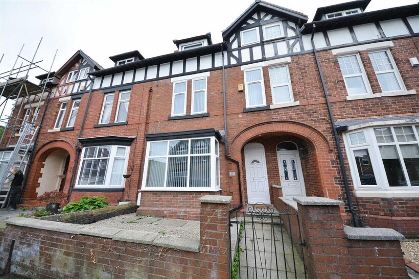 Ashland Avenue, Swinley, Wigan, WN1 2DP 1 bed in a house share to rent - £693 pcm (£160 pw)
