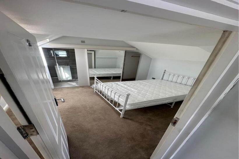 Byron Road 1 bed in a house share to rent - £825 pcm (£190 pw)