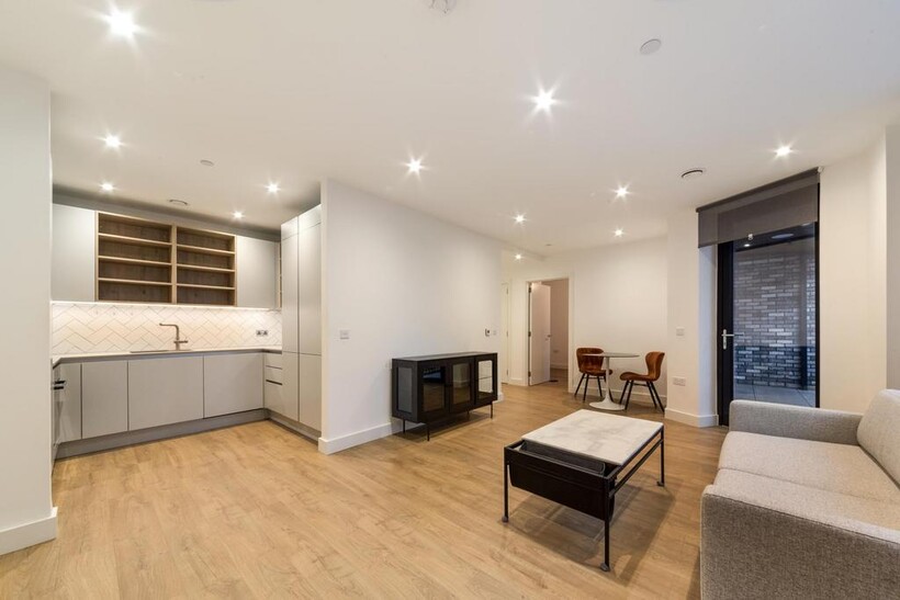 Tellicherry Court, Aberfeldy Village... 1 bed apartment to rent - £2,097 pcm (£484 pw)