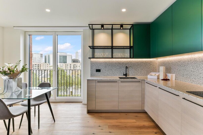 Curlew House, Poplar Riverside... 1 bed apartment to rent - £2,097 pcm (£484 pw)
