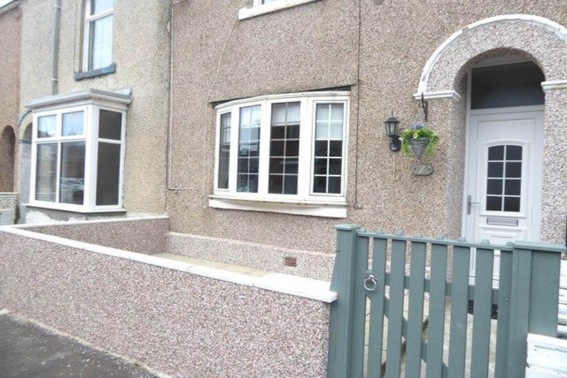 7 Ivy Avenue, Barrow-In-Furness 2 bed terraced house to rent - £785 pcm (£181 pw)