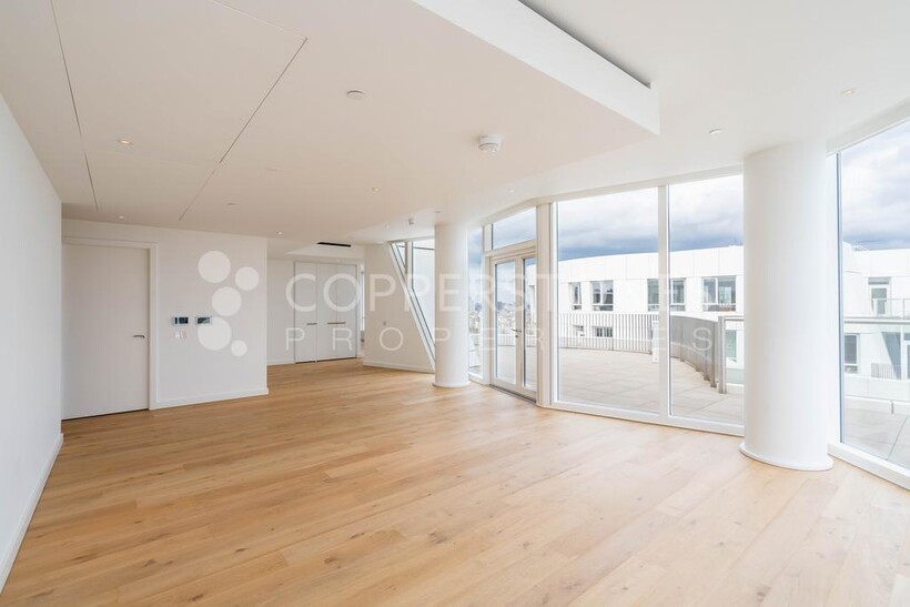 Wilshire House, Prospect Way... 4 bed penthouse to rent - £26,000 pcm (£6,000 pw)