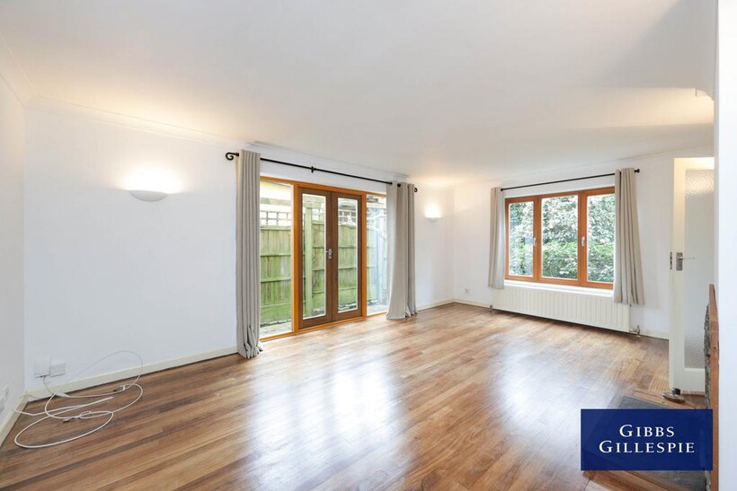 Quickley Rise, Chorleywood... 5 bed detached house to rent - £3,200 pcm (£738 pw)