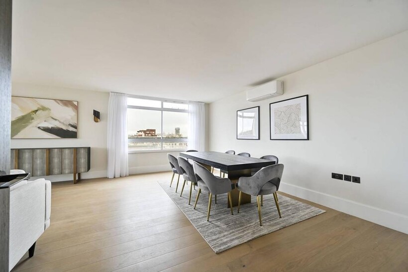 Kensington Road, Kensington, London, W8 5 bed penthouse to rent - £15,167 pcm (£3,500 pw)