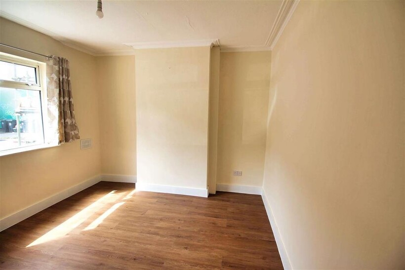 Bristol BS5 4 bed terraced house to rent - £2,295 pcm (£530 pw)