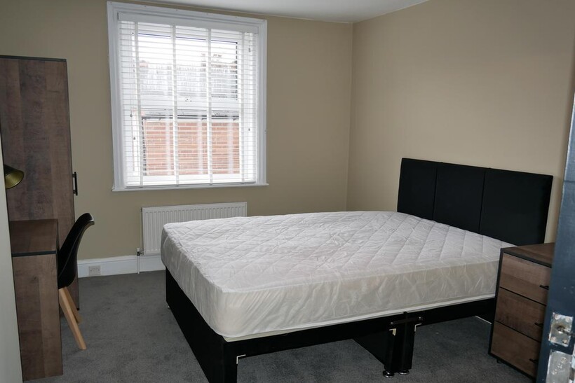 Magdalen Road, Exeter EX2 1 bed in a house share to rent - £782 pcm (£180 pw)