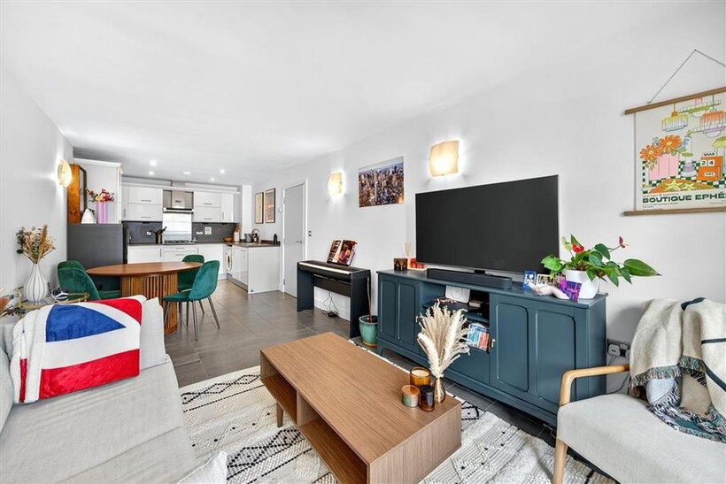 Sanctuary Street, London SE1 1 bed flat to rent - £2,097 pcm (£484 pw)