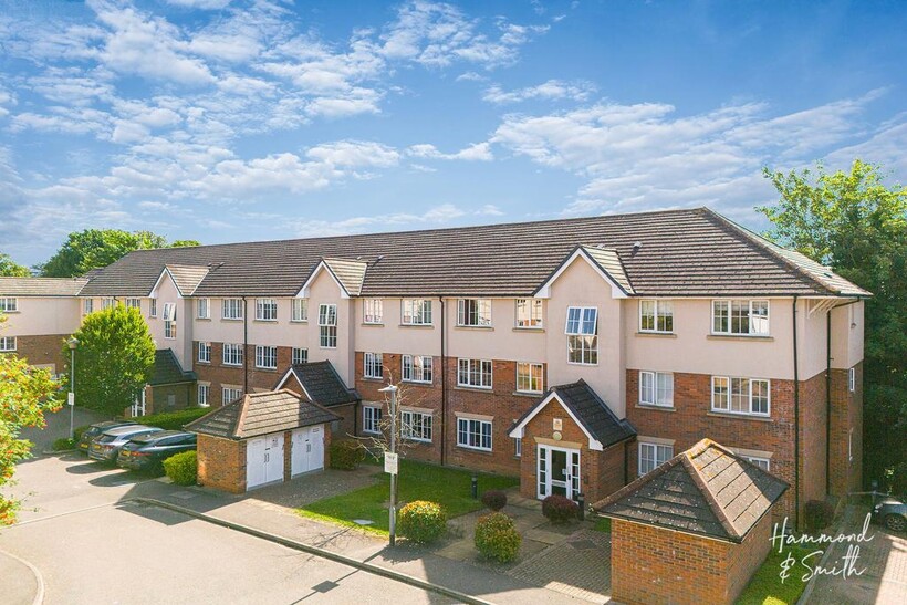 Addison Court, Epping CM16 2 bed apartment to rent - £1,600 pcm (£369 pw)