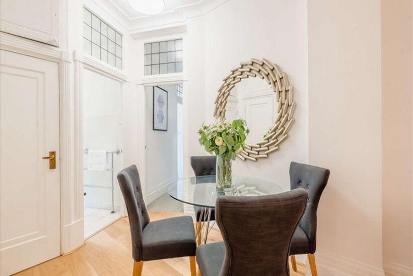 Park Road, London NW8 2 bed apartment to rent - £3,835 pcm (£885 pw)