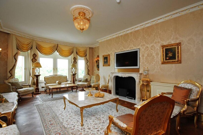 Kensington Road, Kensington, London, W8 5 bed flat to rent - £34,667 pcm (£8,000 pw)