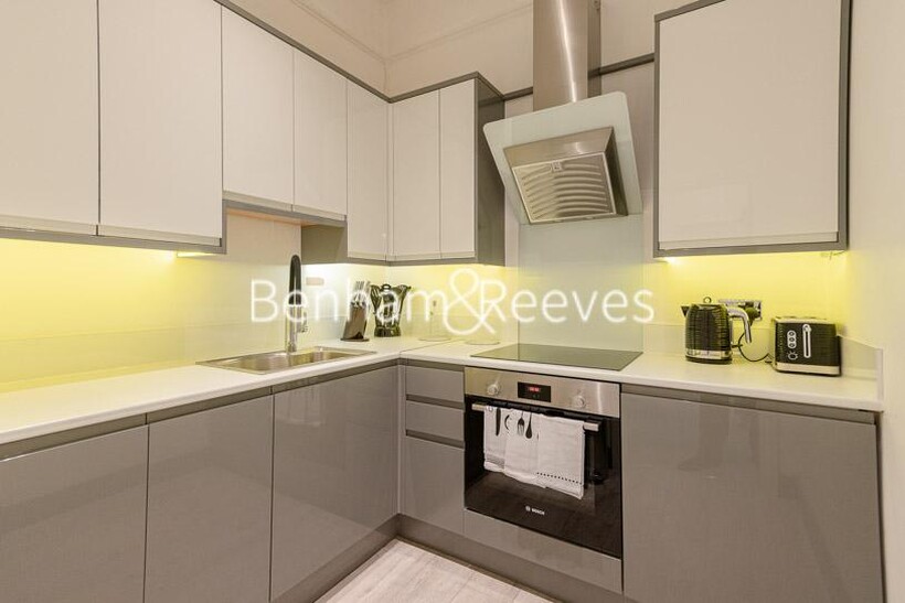 Stanhope Gardens,  Kensington SW7 2 bed apartment to rent - £4,312 pcm (£995 pw)