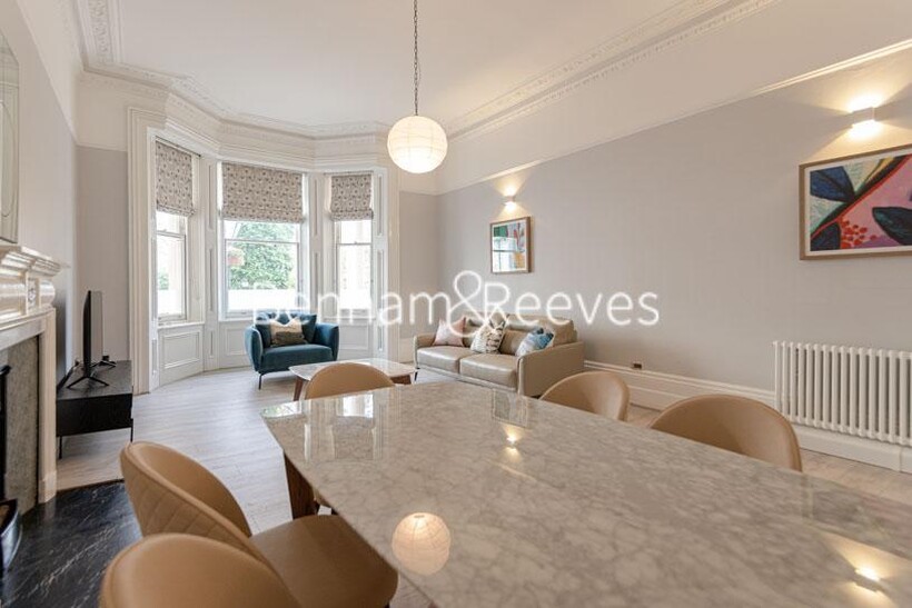 Stanhope Gardens,  Kensington SW7 2 bed apartment to rent - £4,312 pcm (£995 pw)