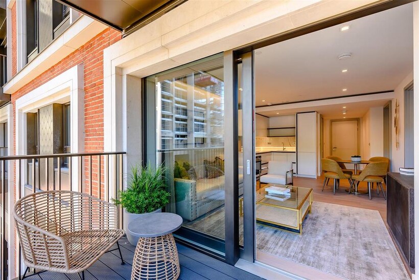 Garrett Mansions, EDGWARE ROAD... 1 bed flat to rent - £4,507 pcm (£1,040 pw)