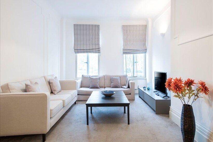 Park Road, London NW8 5 bed apartment to rent - £8,753 pcm (£2,020 pw)