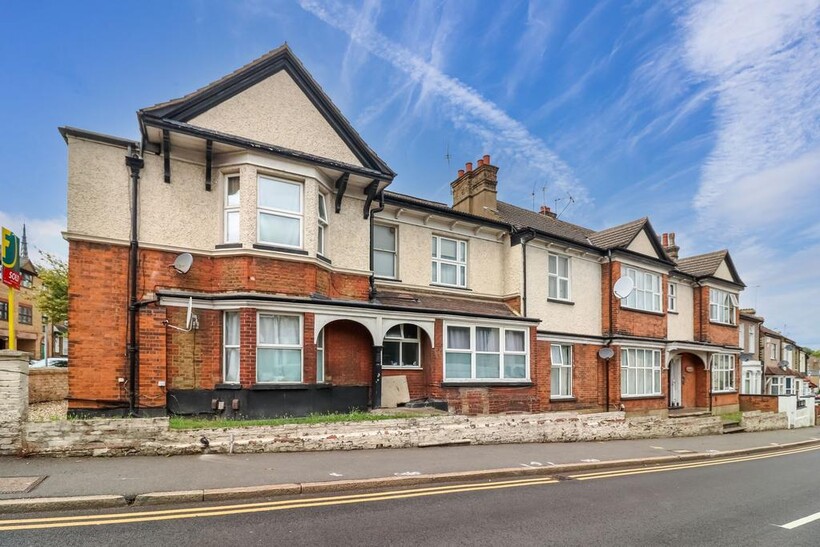 Queens Road, Watford, WD17 1 bed flat to rent - £1,125 pcm (£260 pw)