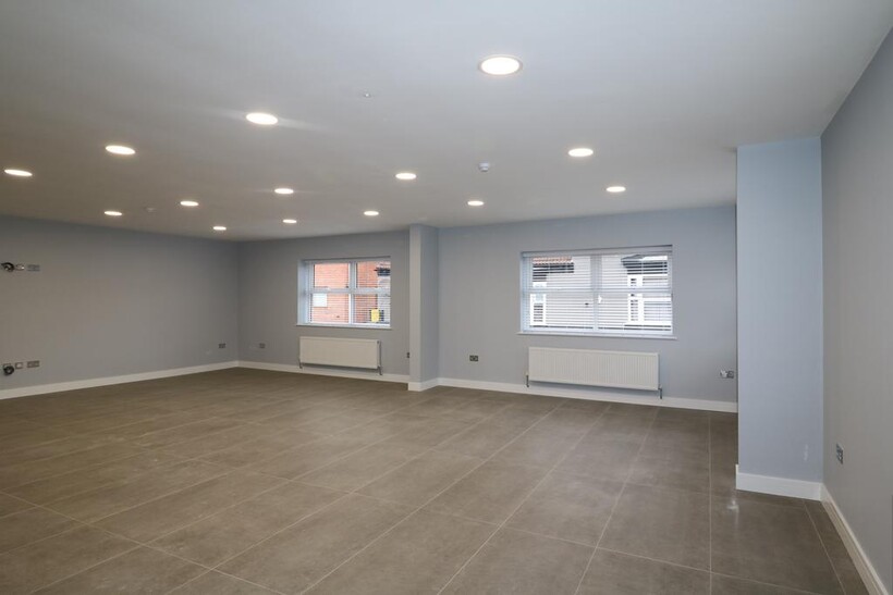 Waterloo Road, Middlesbrough TS1 Property to rent - £997 pcm (£230 pw)