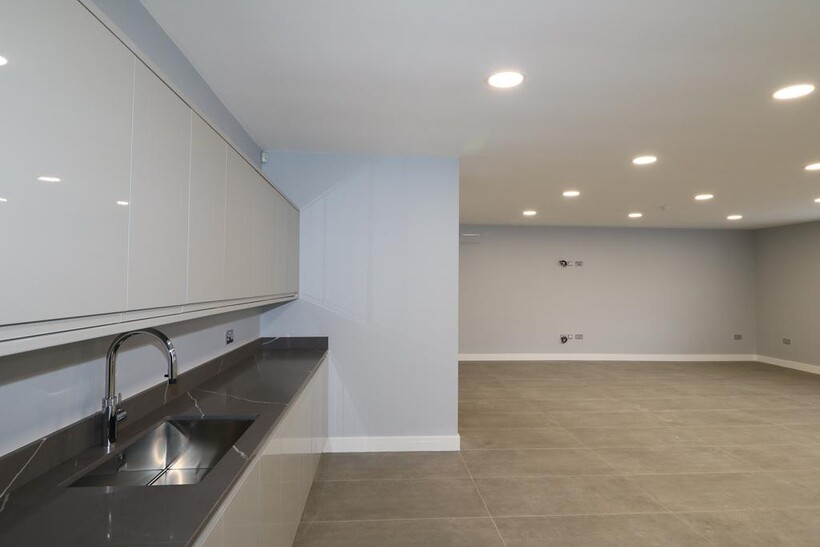 Waterloo Road, Middlesbrough TS1 Property to rent - £997 pcm (£230 pw)