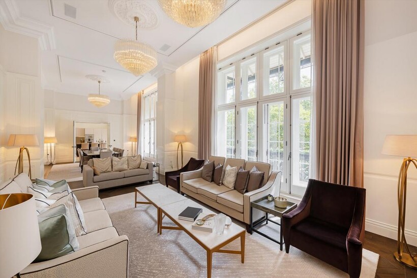 Connaught Place, London, W2 4 bed flat to rent - £32,500 pcm (£7,500 pw)